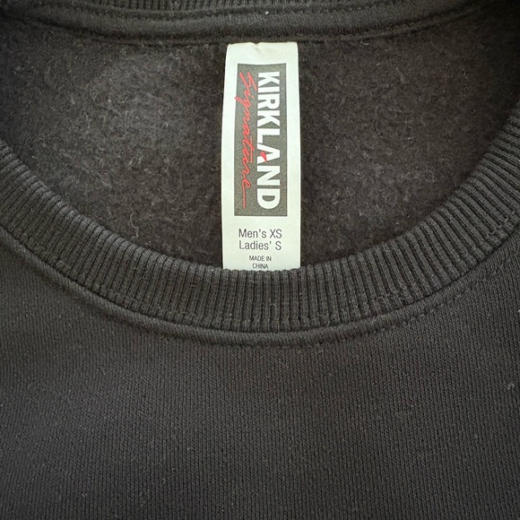 Kirkland Signature black Sweatshirt - Picture 2 of 4